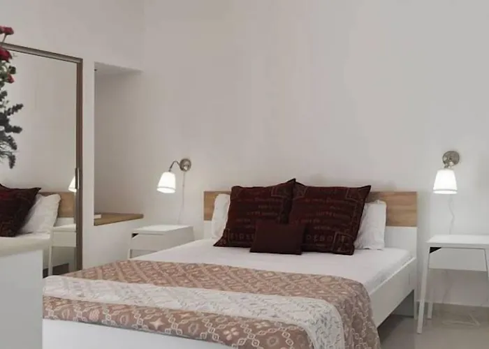 Royal Sunset & ليماسول