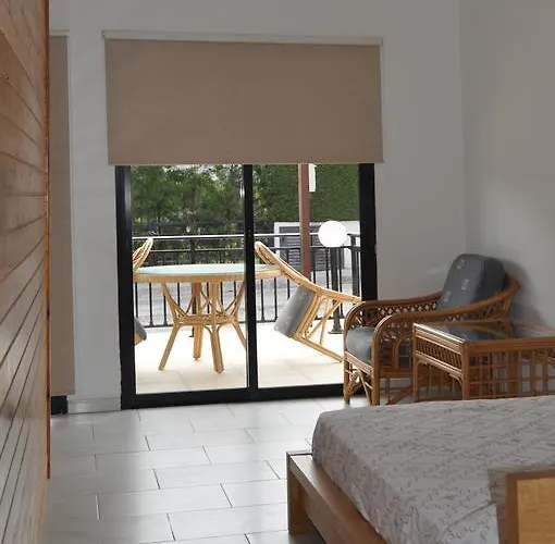 Royal Sunset & ليماسول