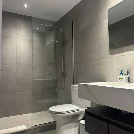 Royal Sunset & * Λεμεσός