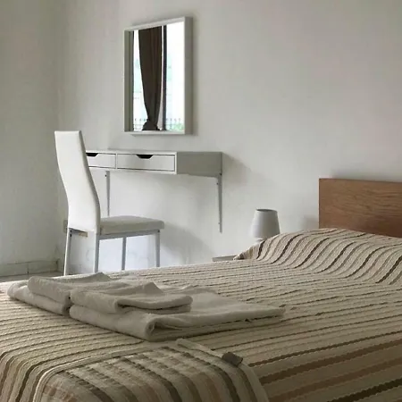 Royal Sunset & * Λεμεσός